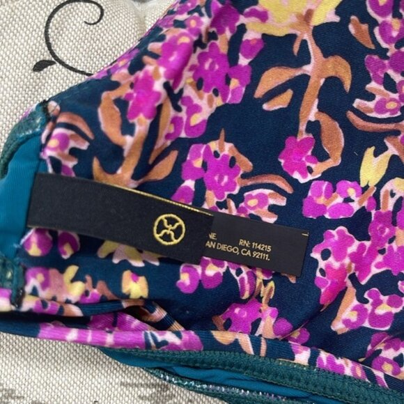 NWOT VIX PAULAHERMANNY Driss Retro Bikini Top - Picture 7 of 9